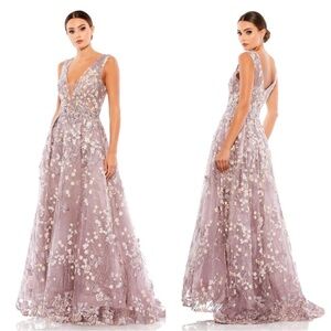 Mac Duggal | Floral Embroidered Illusion V Neck Gown In Lilac Size 4 NEW #20131